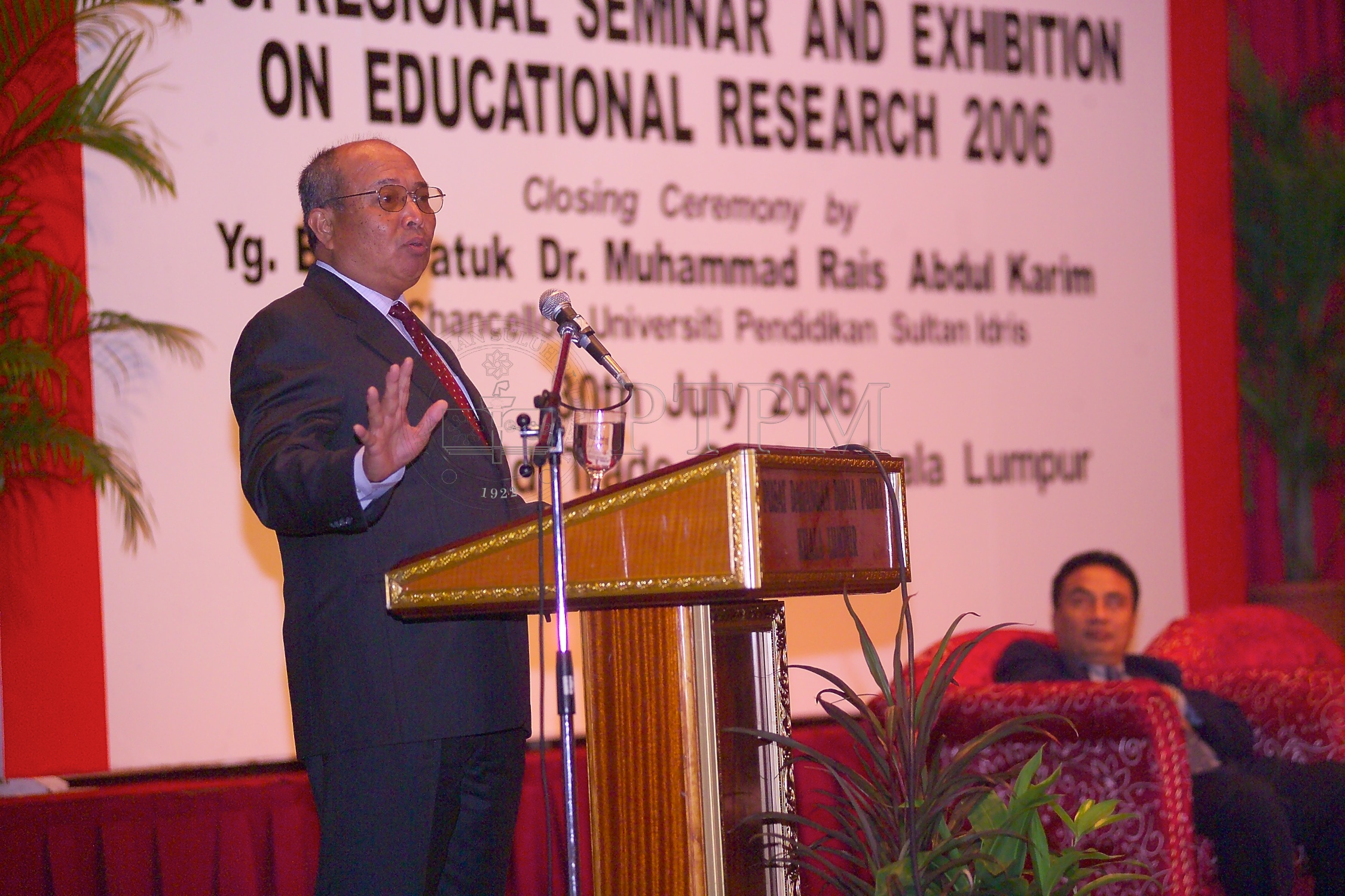 PTPM 06 23 eduresearch D9X40945